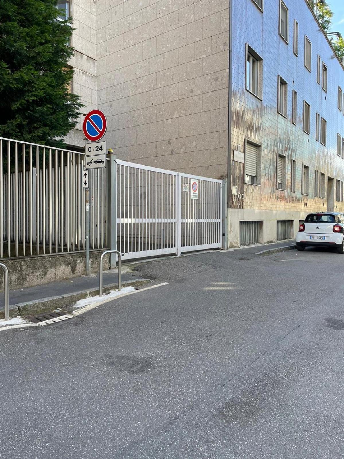 Morivione Apartment - Bocconi Free Parking Milán Exterior foto